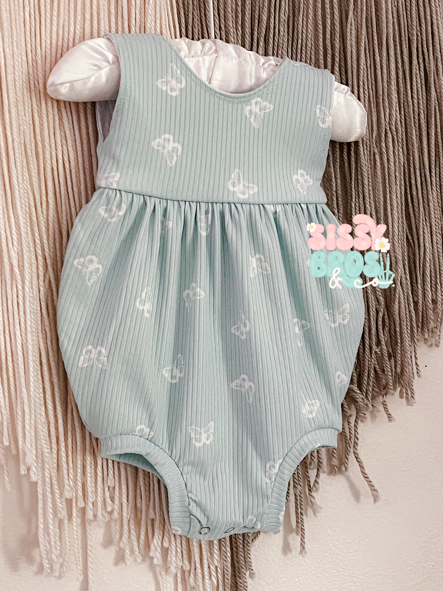 3-6m Bubble romper (w/ snaps)